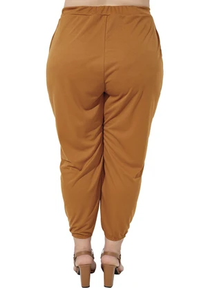 Marguerite - Calça Caramelo Jogger com Bolsos Plus Size - MARGUERITE