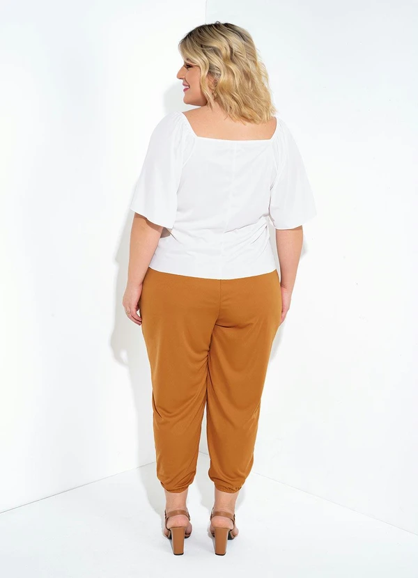 Marguerite - Calça Caramelo Jogger com Bolsos Plus Size 7