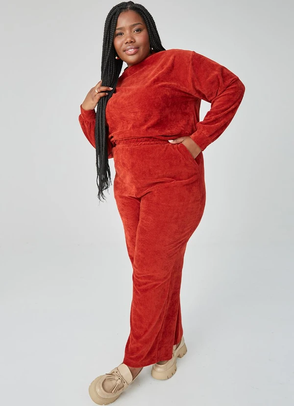 Malwee - Calça Feminina Clochard em Plush Plus Terracota 5