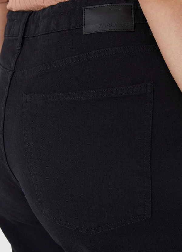 Malwee - Calça Mom em Sarja Cintura Alta PlusPreto 5