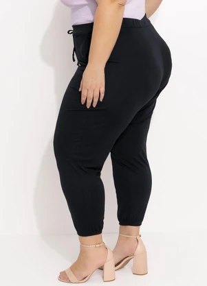 Marguerite - Calça Preta Jogger com Bolsos Plus Size - MARGUERITE