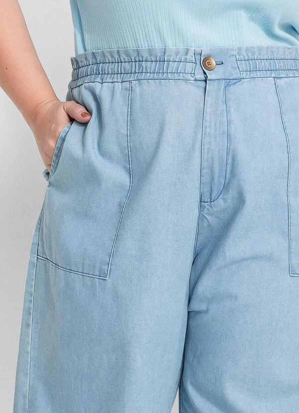 Marguerite - Calça Azul Claro em Jeans Leve