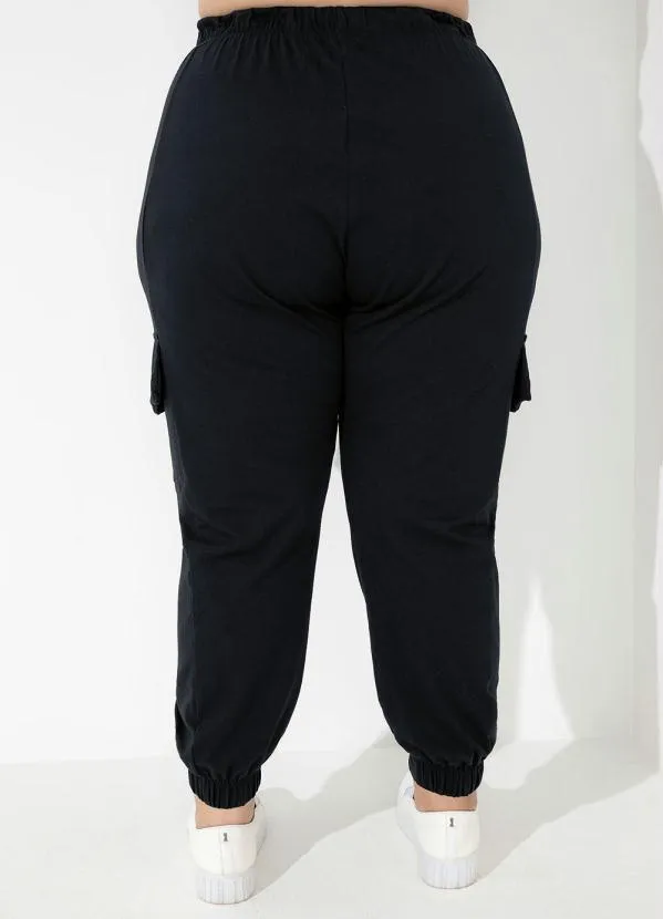 Marguerite - Calça Jogger Preta com Bolsos Plus Size 3