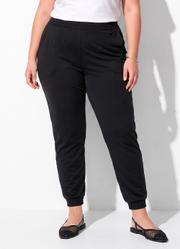 Cal�a Preta com Bolsos Plus Size