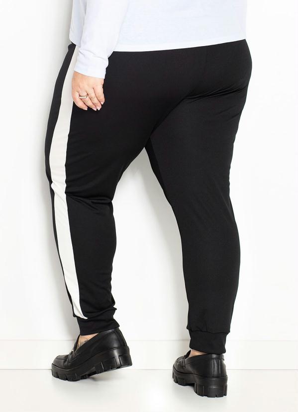 Marguerite - Calça Preta com Recortes Contrastantes Plus Size 2