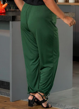 Marguerite - Calça Verde Militar Modelo Baggy - MARGUERITE
