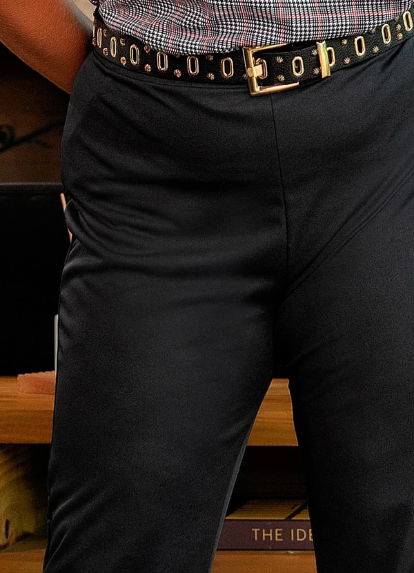 Marguerite - Calça Preta em Malha 5