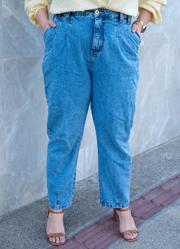 Cal�a em Jeans M�dio Mom Jeans