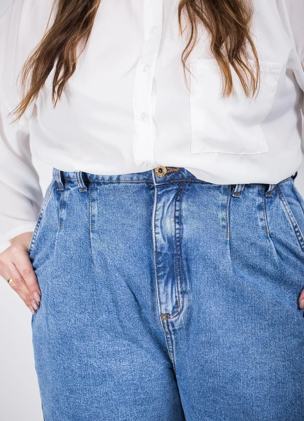 Marguerite - Calça em Jeans Médio Mom Jeans 3