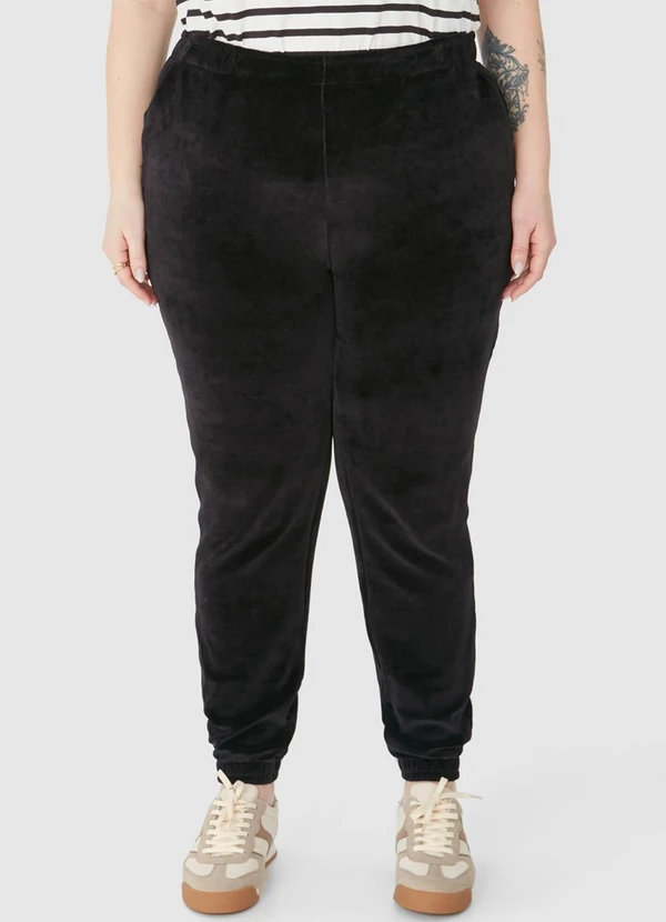 Malwee - Calça Jogger em Plush Plus Preto