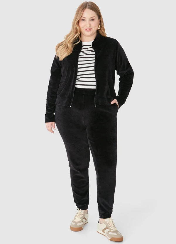 Malwee - Calça Jogger em Plush Plus Preto 4