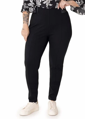 Malwee - Calça Legging com Recorte Plus Preto - MALWEE
