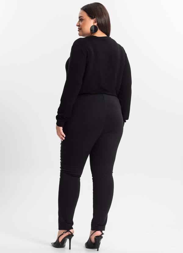 Secret Glam - Legging Feminina Plus Size em Courino Preto 2