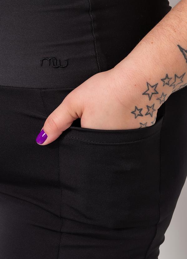 Marguerite - Legging Preta em Malha Suplex Zero Transparência 5