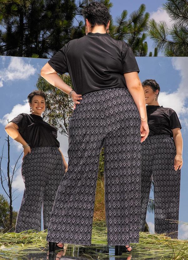 Marguerite - Calça Geométrico Preto em Malha Crepe 8