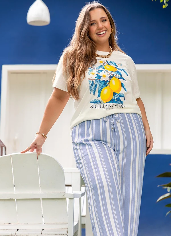 Marguerite - Calça Listrada Azul em Tecido Plano 3