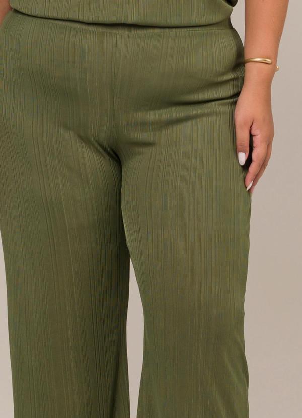 Cess - Calça Pantalona Jade Malha Plissada Verde 6