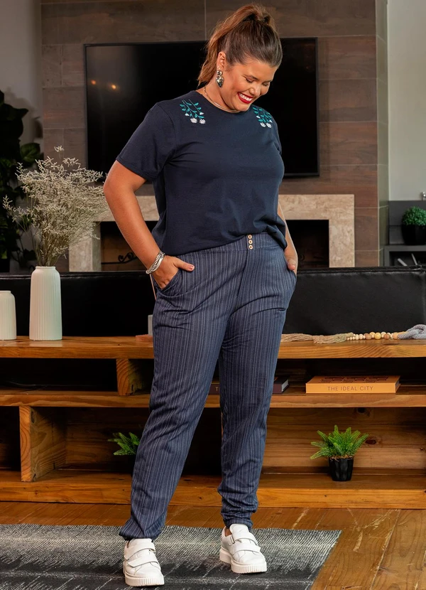 Marguerite - Calça Azul Marinho em Malha Denim 3