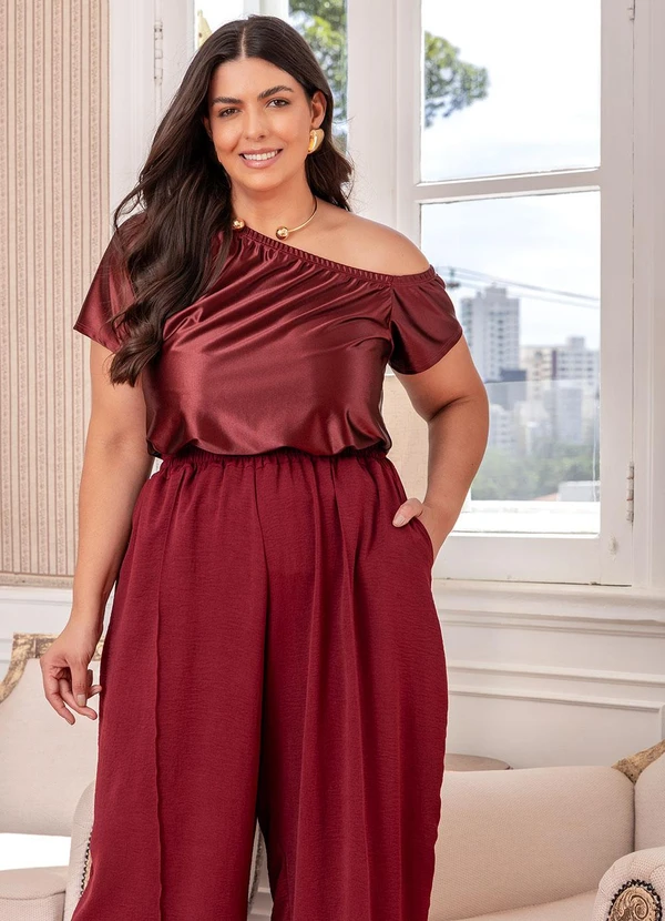 Marguerite - Calça Bordô em Tecido Leve 5