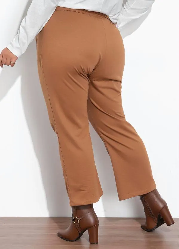 Marguerite - Calça Caramelo com Botões Plus Size 2