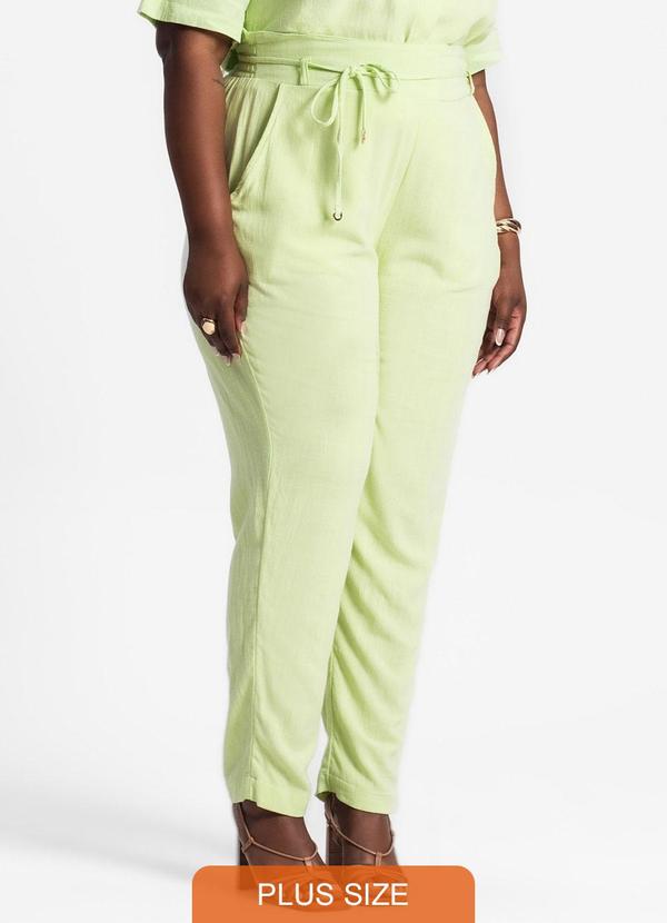 Secret Glam - Calça Cenoura Linho Strong Verde