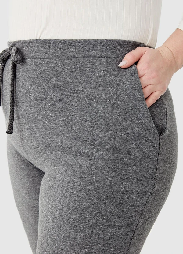 Malwee - Calça Feminina em Moletom Plus Cinza 3