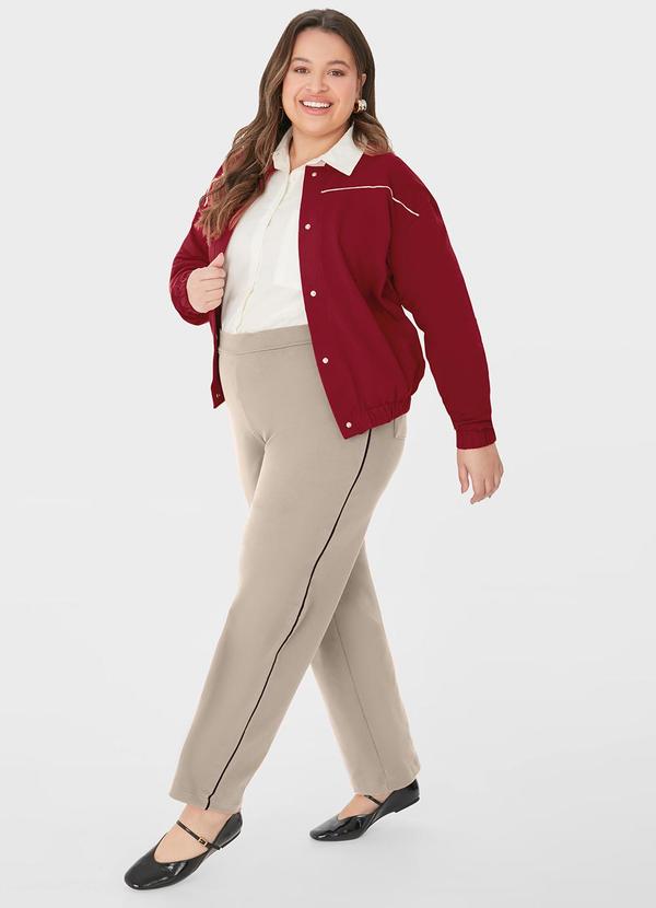 Malwee - Calça Reta Feminina em Moletom Plus Bege 5