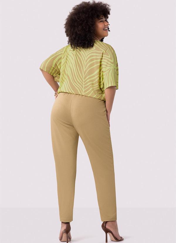 Lunender Mais Mulher - Calça Reta Plus Size em Moletom com Cinto Bege 2