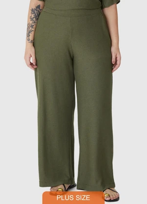 Malwee - Calça Reta Texturizada PlusVerde Militar - MALWEE