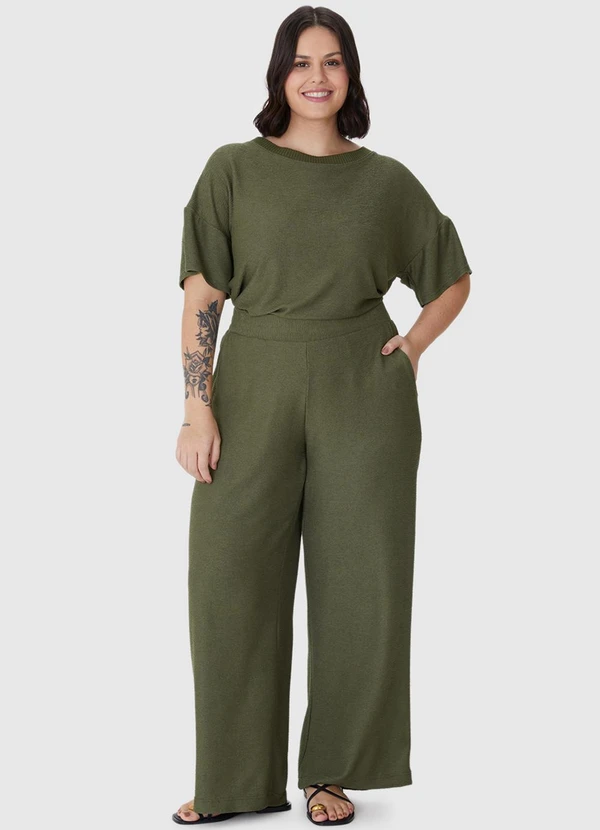 Malwee - Calça Reta Texturizada PlusVerde Militar 3