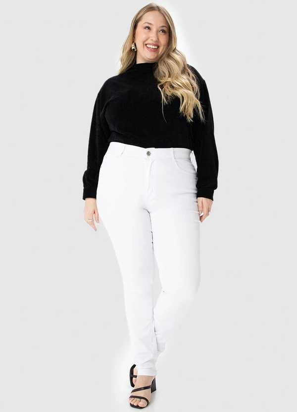 Malwee - Calça Branca Skinny em Sarja Flex Plus 8