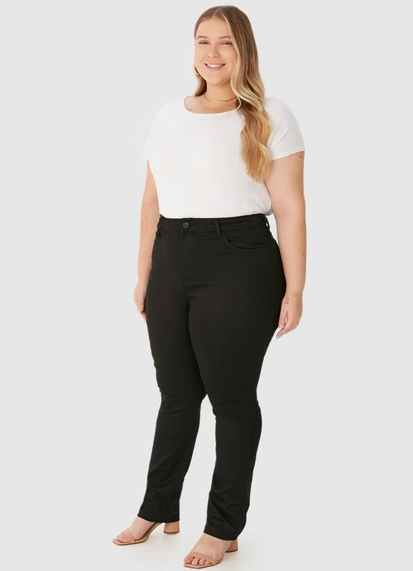 Malwee - Calça Skinny em Sarja PlusPreto 3