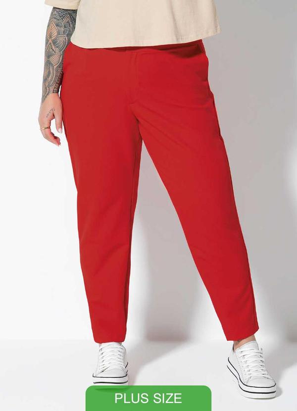 Cativa Plus Size - Calça Feminina Plus Size em Alfaiataria Vermelho