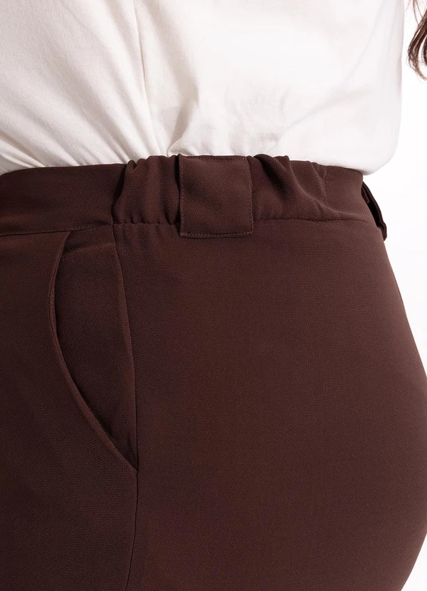 Marguerite - Calça Marrom em Crepe Plano 8