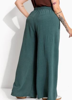 Marguerite - Calça Verde em Crepe Plano - MARGUERITE
