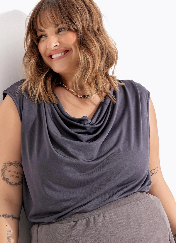 Marguerite - Blusa Chumbo em Malha com Elastano 6