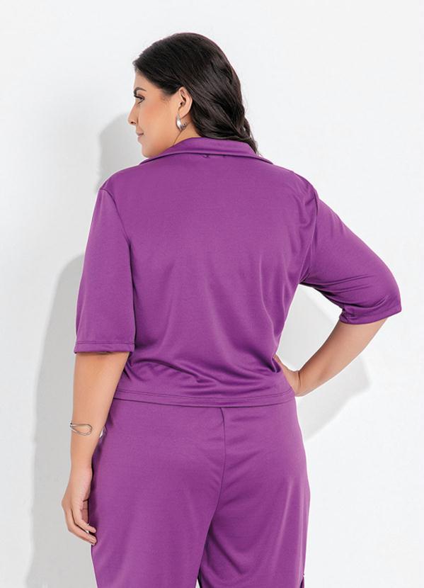 Queima Estoque - Blusa Roxa com Gola e Botão no Decote Plus Size 2