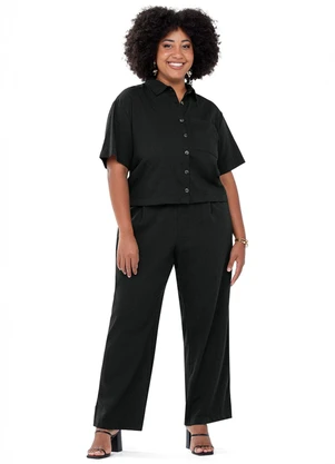 Outlet - Camisa Lisa com Bolso Adulto Plus Size Preto - OUTLET