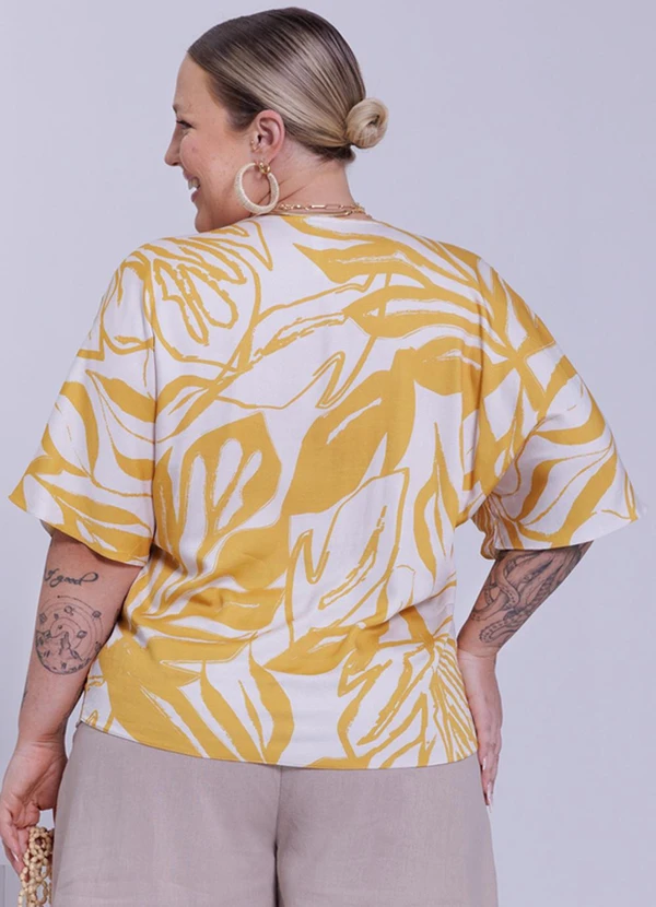 Lunender Mais Mulher - Camisa Plus Size em Tecido Amarelo 2