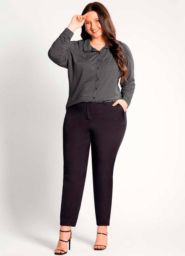 Habana - Camisa Feminina Plus Size Estilosa Cinza 2