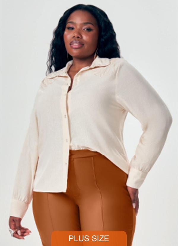 Lisamour - Camisa Manga Longa com Botões Bege