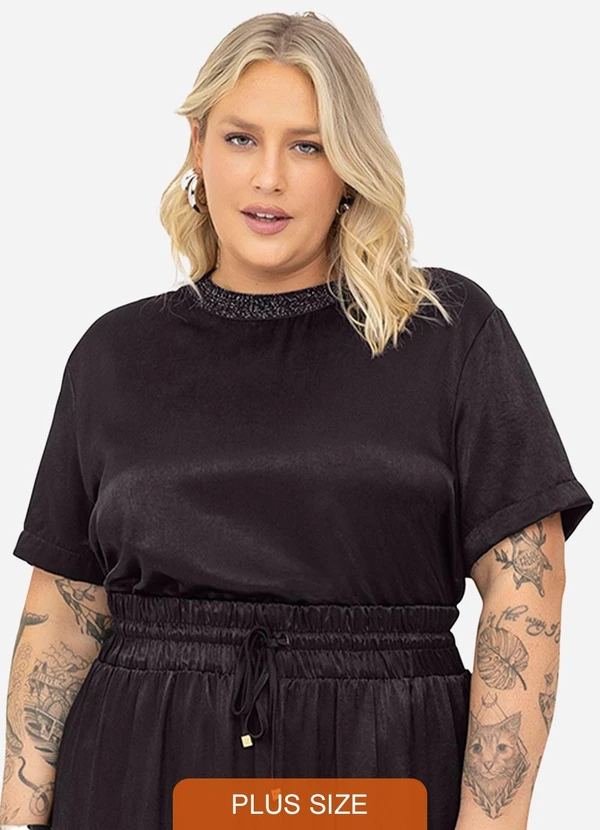 Secret Glam - Blusa Acetinada Plus Size Preto