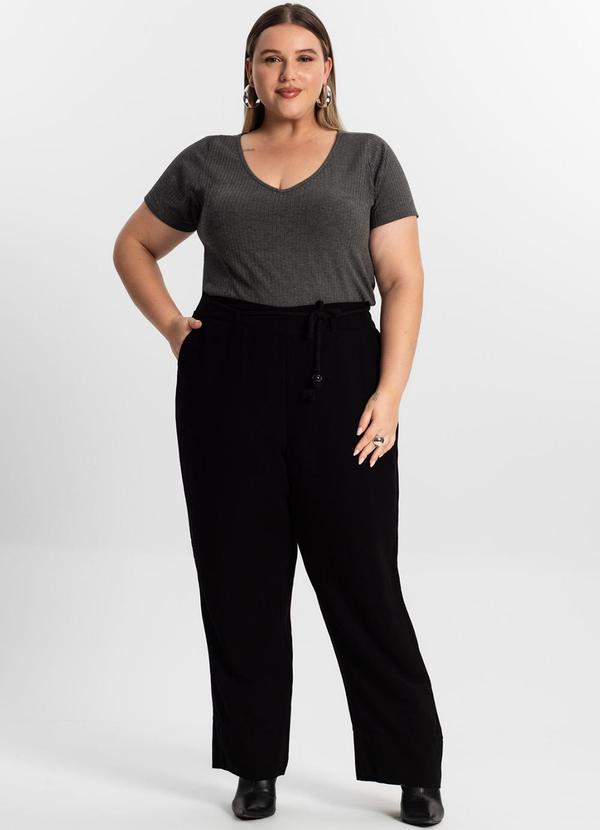 Infinita Cor - Blusa Feminina Plus Size Cinza