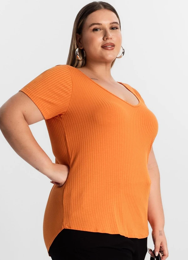 Infinita Cor - Blusa Feminina Plus Size Laranja 4