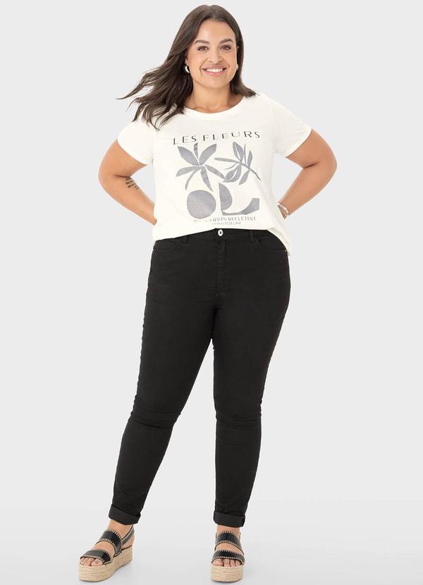 Malwee Plus - Camiseta Off White Les Fleurs em Malha 2