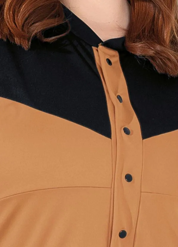 Marguerite - Casaco Marrom Acinturado com Recorte Plus Size 3