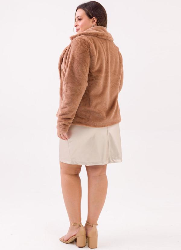 Cess - Casaco Plus Size Alícia Pelos Marrom 4
