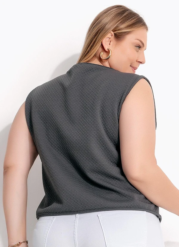 Marguerite - Casaco Cinza em Matelassê 4