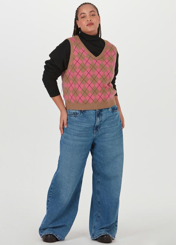 Malwee Plus - Colete de Tricô Xadrez Plus Size Feminino Rosa 3