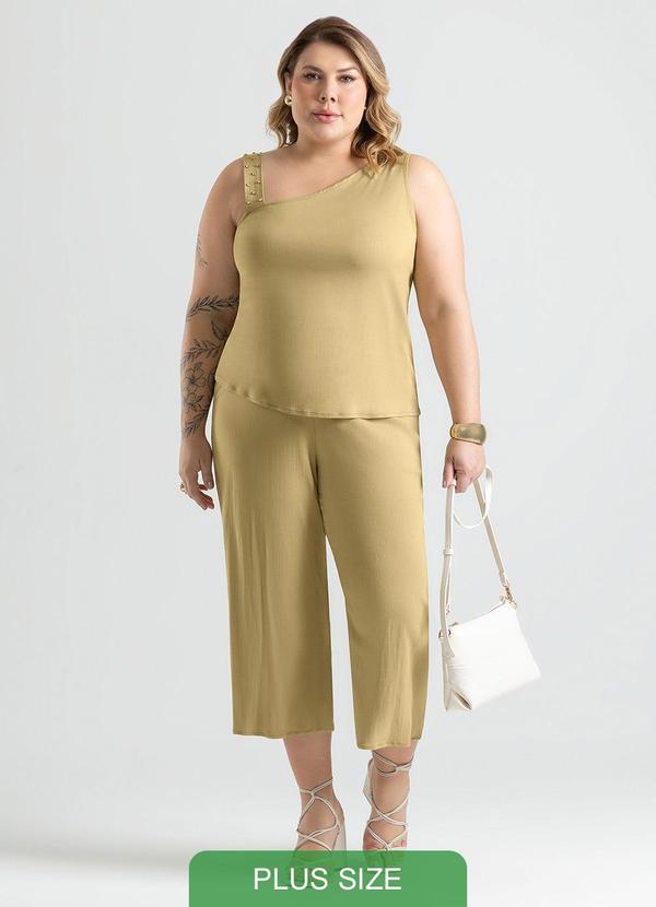 Cativa - Conjunto Plus Size em Viscose Caramelo